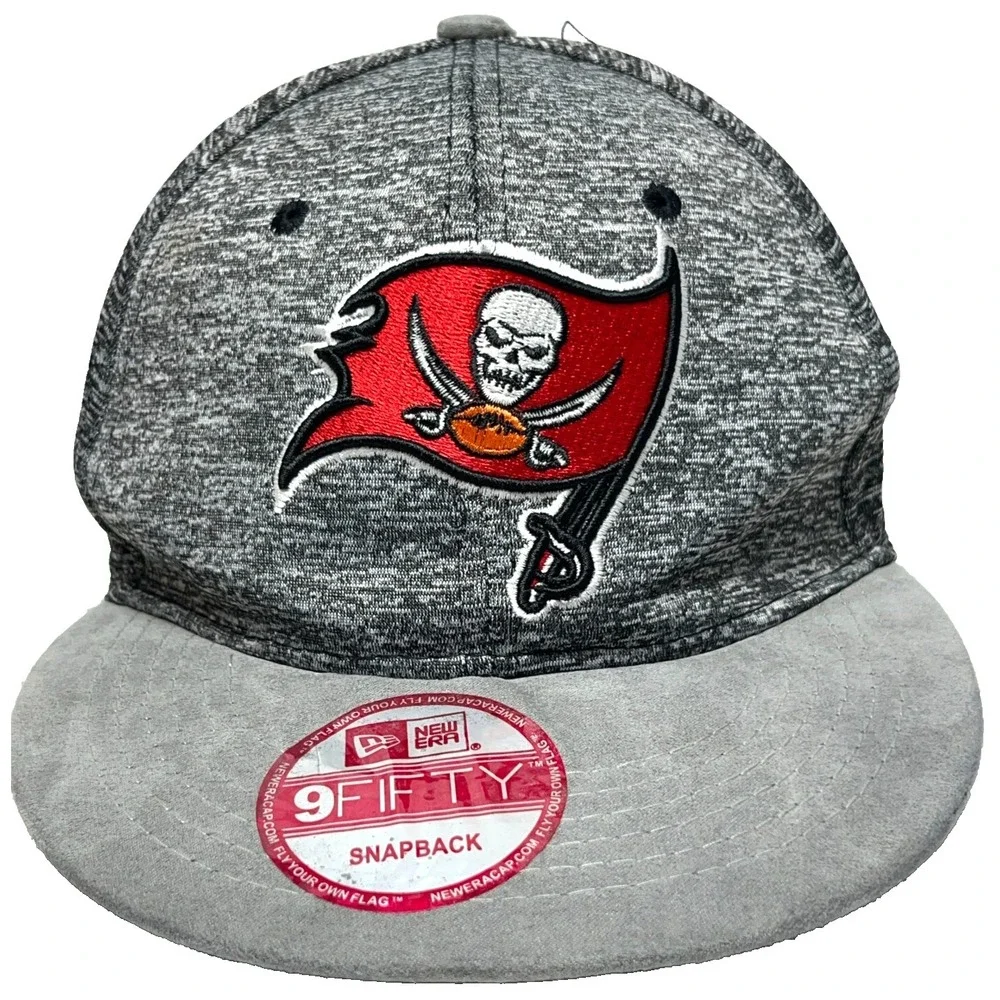 Tampa Bay Buccaneers Hat Cap Snap Back Gray 9Fifty Adjustable Bucs NFL Adult